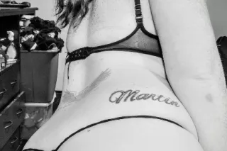 WETT WARM & WAITING 🔥💙💦 FOR YO... - Image 2