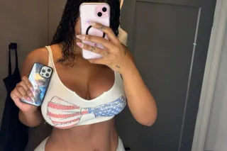 Female Escorts Available for i... - Image 1