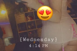 cute petite blonde babe 😍🥵OUTC... - Image 4