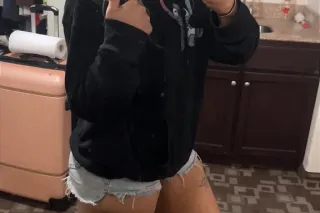 GONNA BE GONE THIS WEEKEND - 3... - Image 4