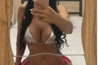 beautiful, affectionate, sexy ... - Image 2